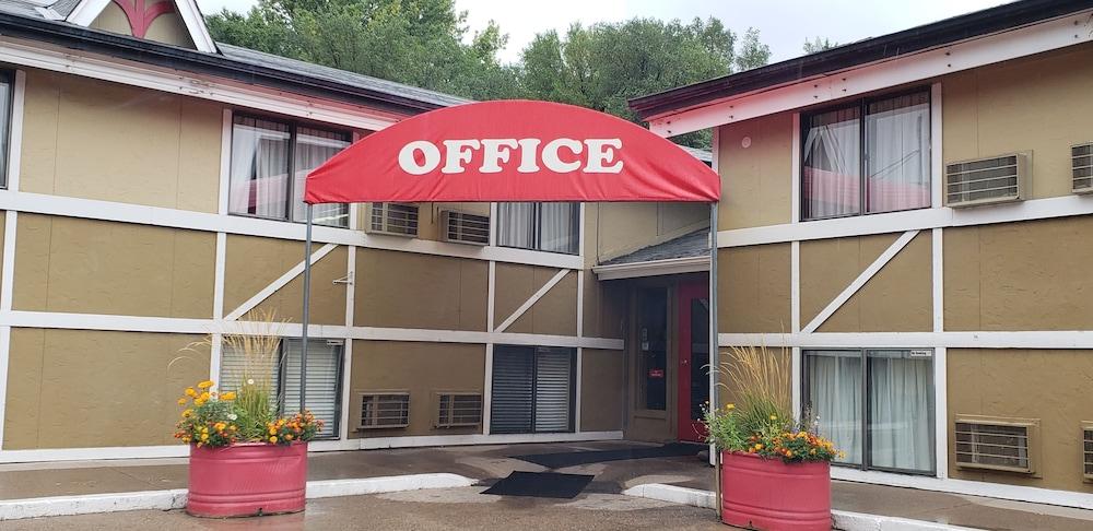 Adventure Inn - Glenwood Springs Bagian luar foto